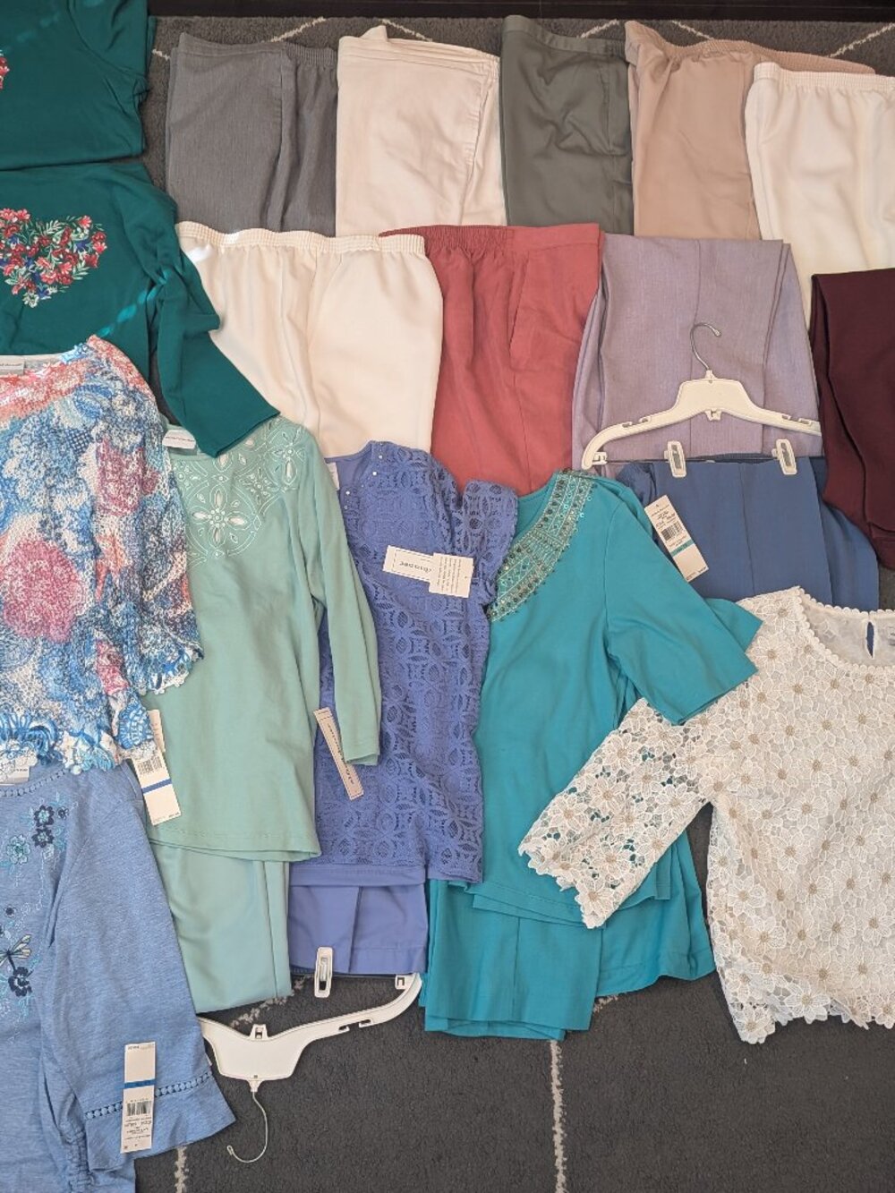 Alfred Dunner bundle New with tags sizes 14, 16, 18, M, PXL